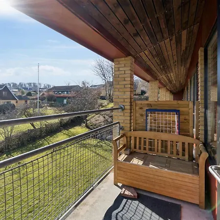 Amilia - 100m From The Sea By Interhome